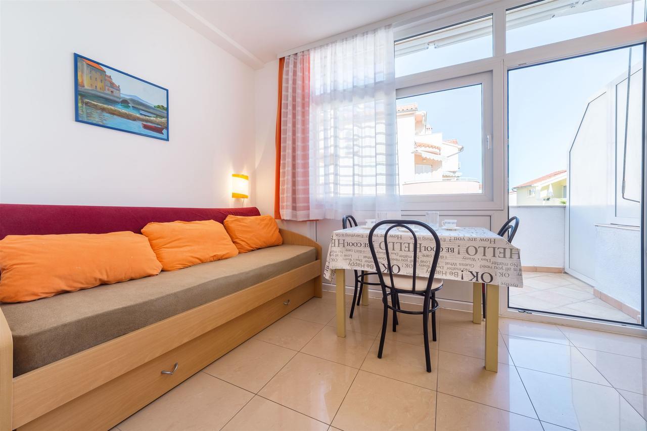 Apartments Zanze Vodice Zewnętrze zdjęcie