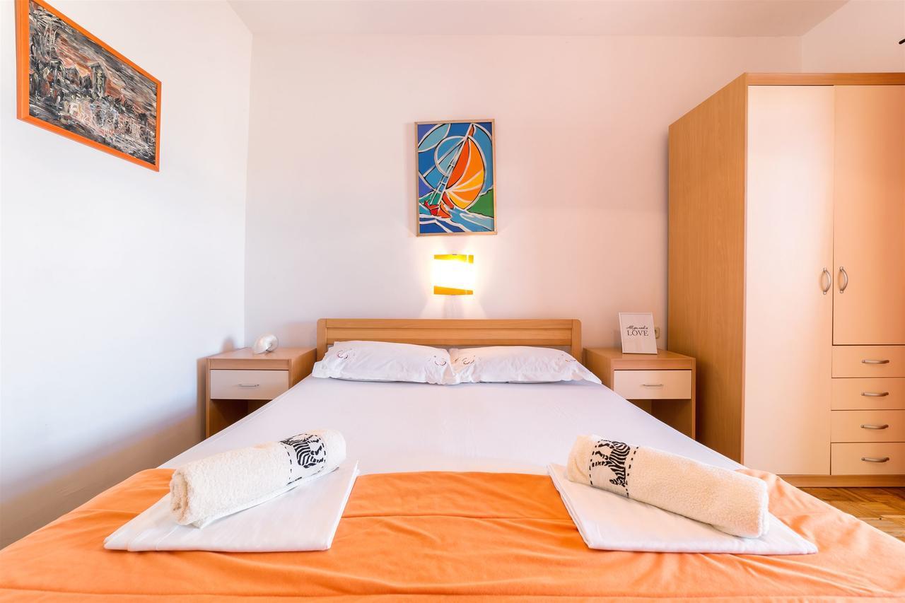Apartments Zanze Vodice Zewnętrze zdjęcie