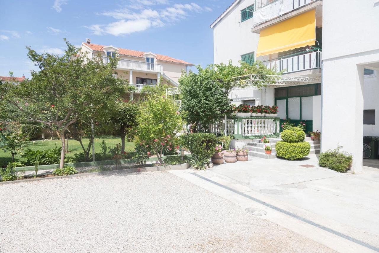 Apartments Zanze Vodice Zewnętrze zdjęcie